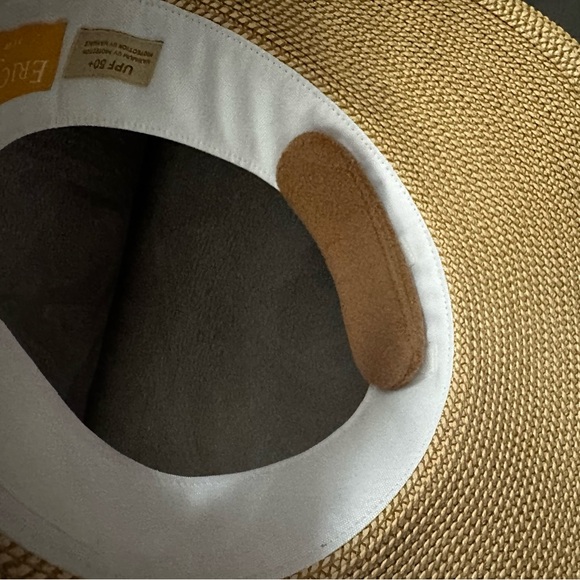 Eric Javits Squishee Halo Sun Visor- peanut/white - Picture 14 of 16